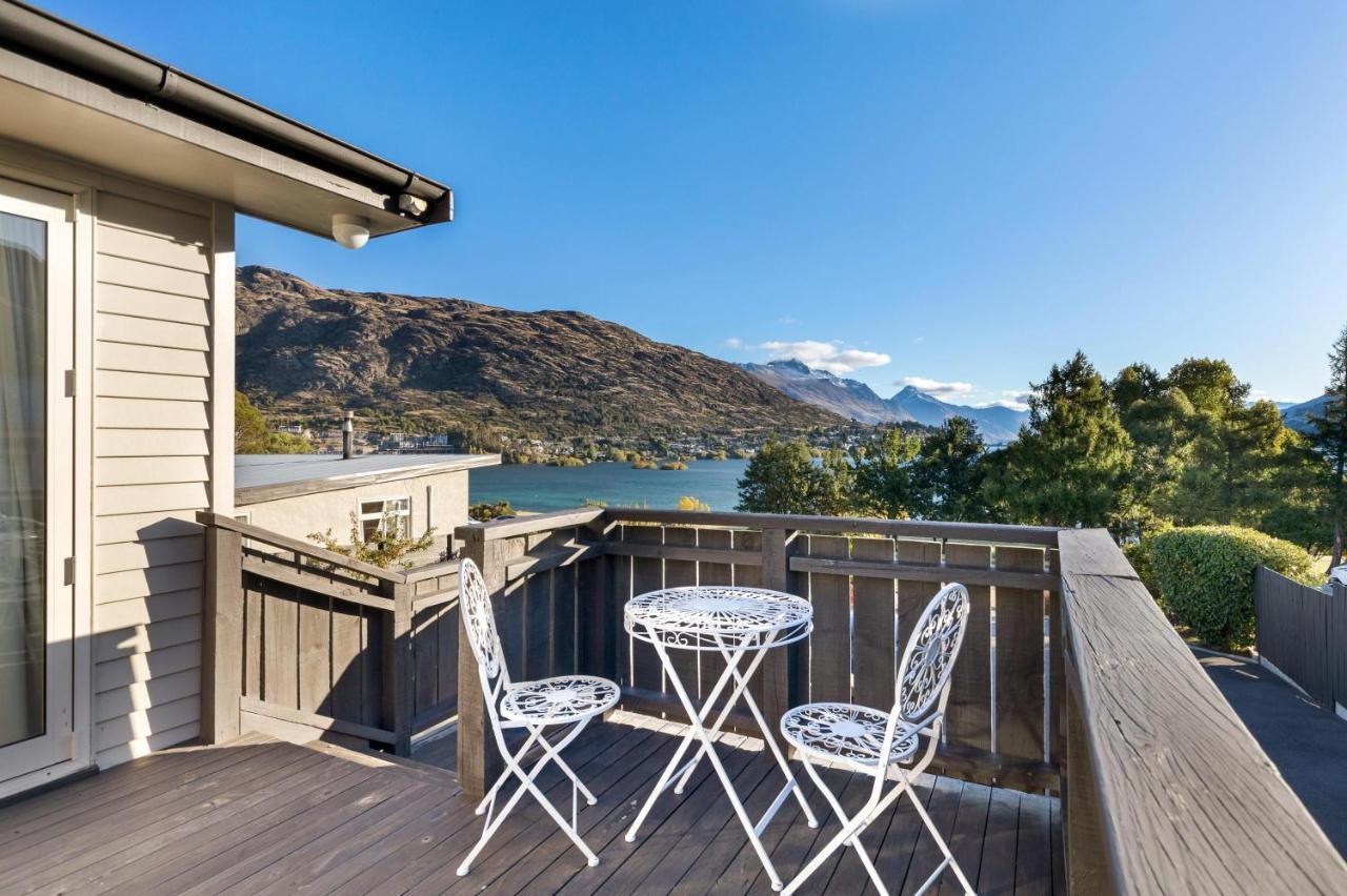 Lake And Mountain View Living كوينستاون المظهر الخارجي الصورة