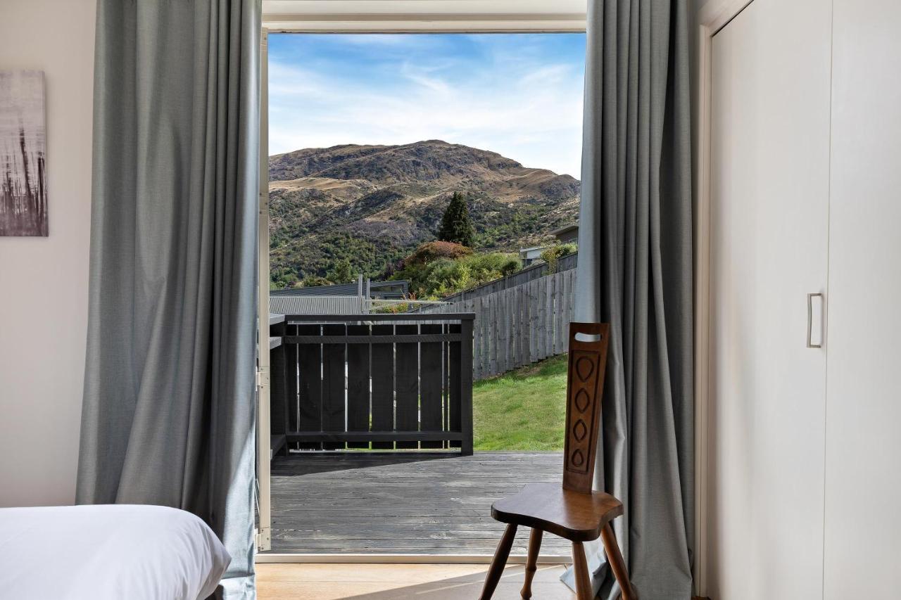 Lake And Mountain View Living كوينستاون المظهر الخارجي الصورة